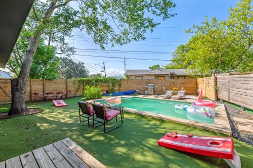 MLK House | Chic Stay for 8 Mins to 6th St & Downtown