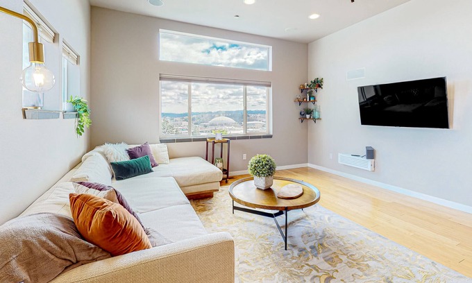 Hilltop House | Chic townhome with rooftop deck, city & mountain views & outdoor kitchen