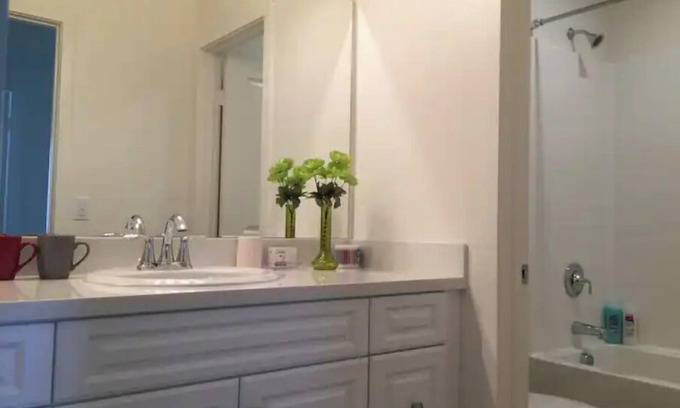 Chino House | Chino Beautiful 4 Bedroom Home-奇诺新高端4房3衛别墅整租