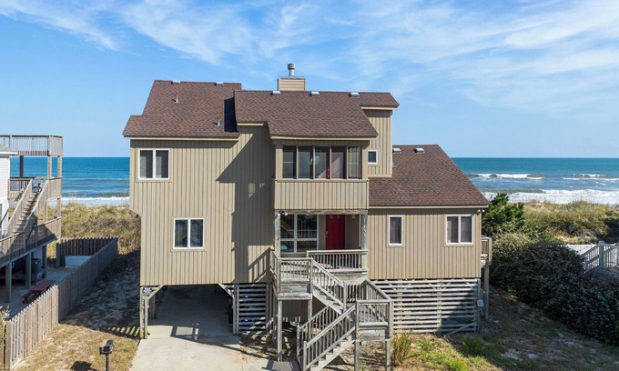 Carolina Dunes House | Chirality: Oceanfront | Direct Beach Access