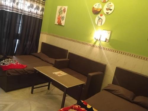 Maham Hotel | Chobisi hotel