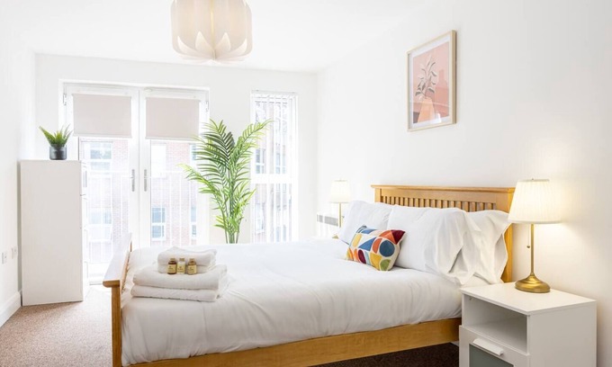 Chorlton-cum-Hardy Apartment | Chorlton Placen