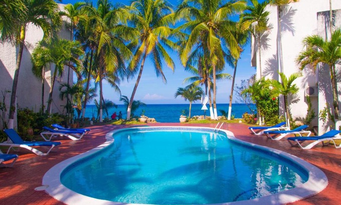 Tower Isle Apartment | Chrisanns Paradise Suite by the Ocean - Apt#9
