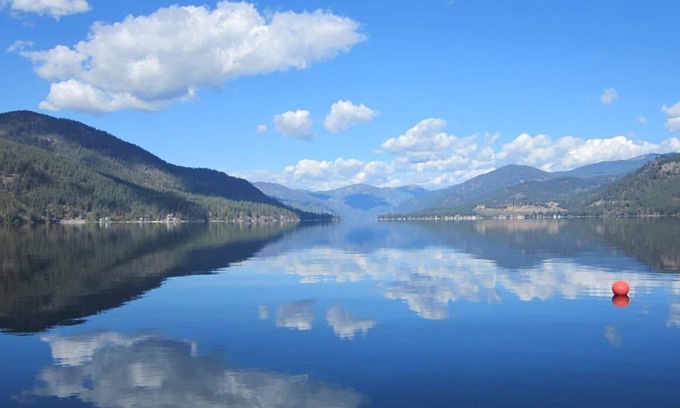 Christina Lake Cottage | Christina Lake Cottage - Private Home w/ Sandy Beach