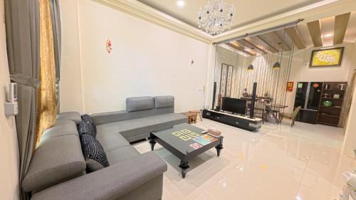 Xincheng House | Chun House