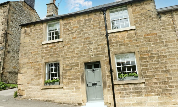 Bakewell Cottage | CHURCH COTTAGE, family friendly, luxury holiday cottage in Bakewell