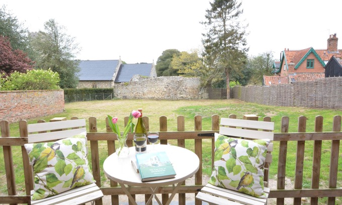 Dunwich Cottage | Church Farm Cottage, Dunwich