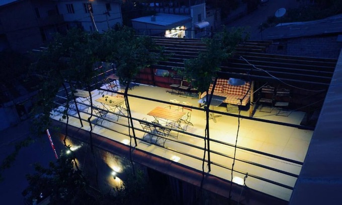Tbilisi Hotel | chveni sakhli