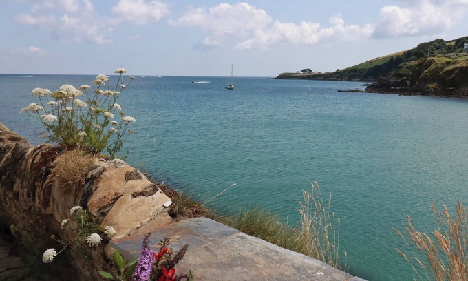 Portmellon Cottage | CHY RANI, pet friendly, character holiday cottage in Mevagissey