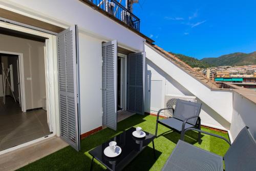 Sestri Ponente Apartment | Ciclamino House By ML WHITE HOUSE