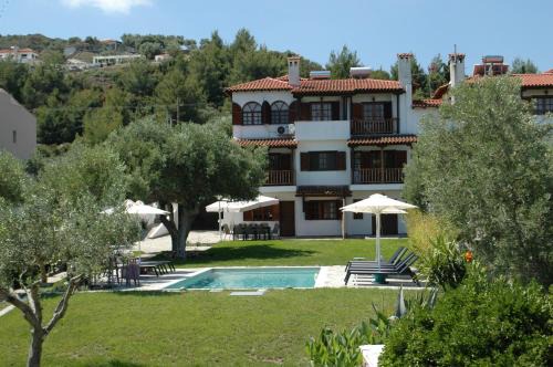 Pefkochori Villa | Cielle Epoque