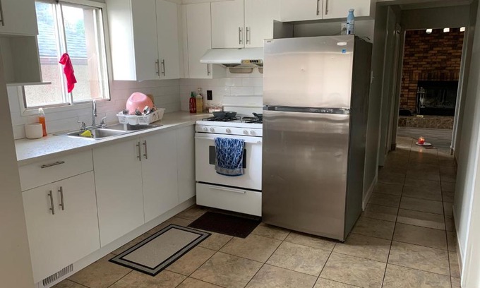 Southeast Calgary Bed & Breakfast | Cindy