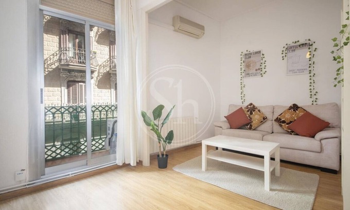 Sant Antoni Apartment | City center apartment Poblesec