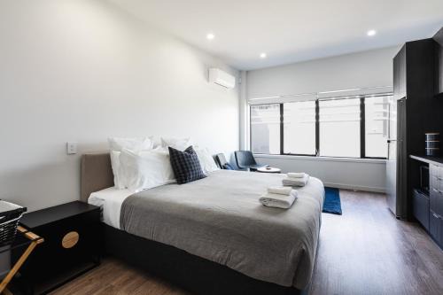 Dunedin City Centre Apartment | City Centre Apartment on Hanover- studio 1