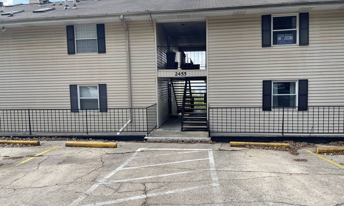 Redmont Park Condo | City Views Condo Near UAB