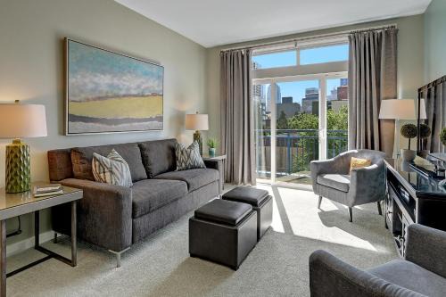 Belltown Apartment | City Water View Oasis with Pool & Gym near Cruise in Heart of Seattle