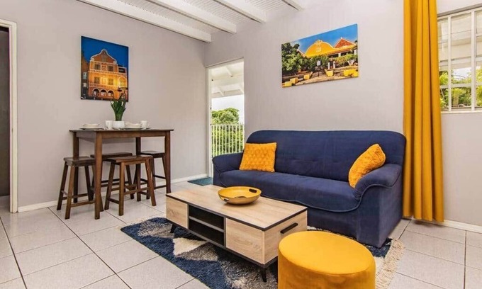 Colon Apartment | Citylife Apartments - Pool/Free Parking/in Willemstad. Apartment - E
