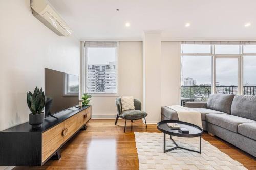 Southbank Apartment | Cityscape Retreat - Modern Comfort near Yarra River