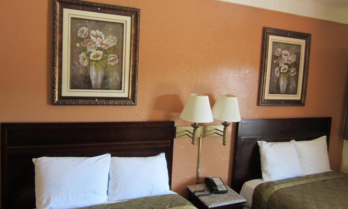 Chinatown Hotel | Civic Center Lodge / Lake Merritt BART