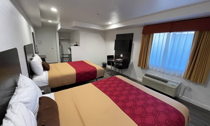 Claremont Hotel | Claremont Lodge