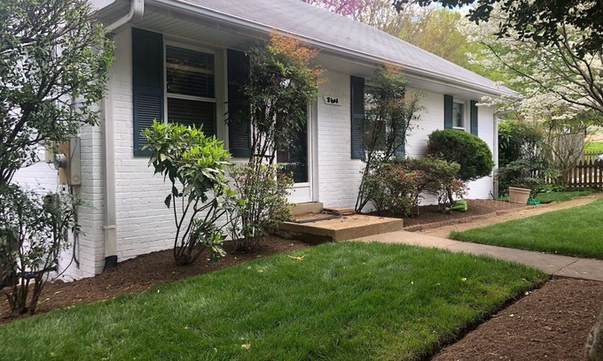 Arlington House | Clarendon Cottagen
