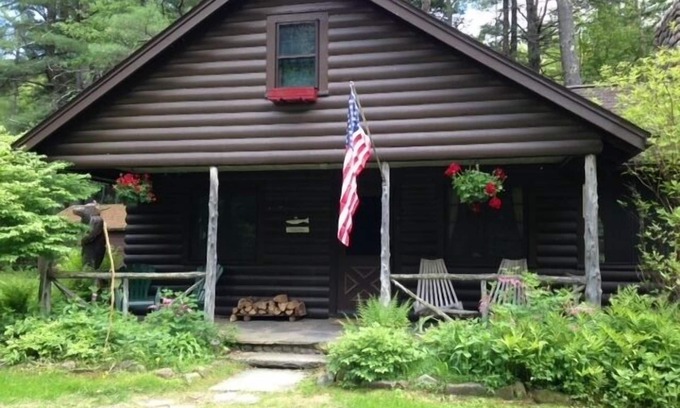 Town of Denning Cabin | Claryville Cabin with 1,500 ft Trout River in the Catskill Mountains