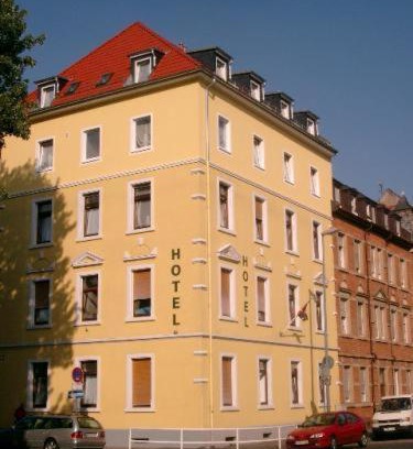 Weststadt Hotel | Classic Inn