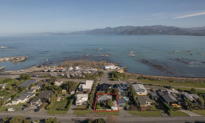 South Bay House | Classic Kiwi Bach|Southbay