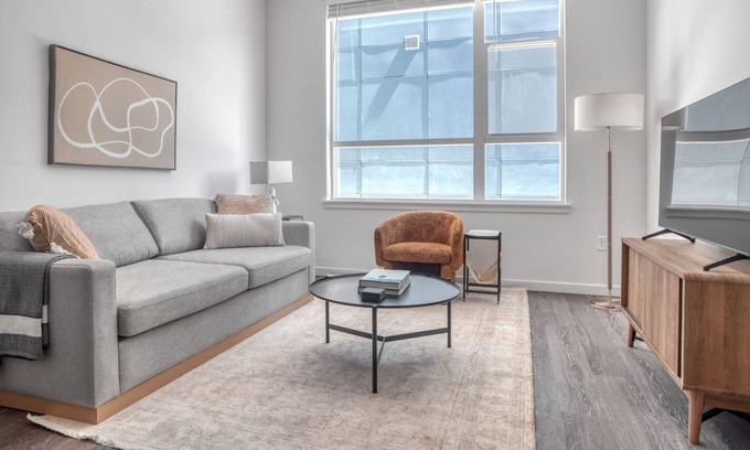 Five Points Apartment | Classic RiNo 2BR w/ Gym, W/D & Pool, nr Larimer St. Dining, by Blueground
