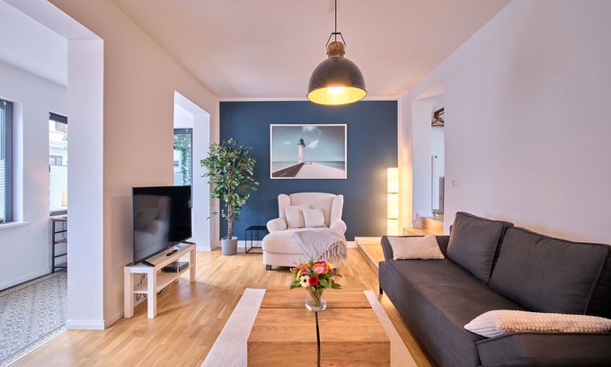Peterswerder Apartment | Classic Style Apartment | Winter Garden | Kitchen