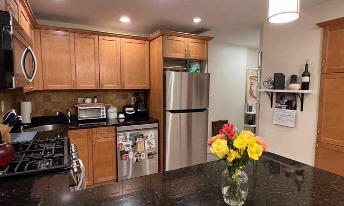 Jeffries Point Condo | Classic & stylish condo near iconic Boston Harbor