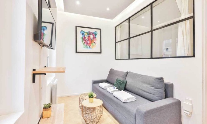 3rd Arrondissement Apartment | Classy apartment in the heart of Le Marais