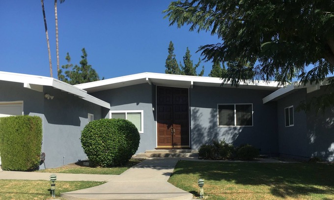 Canoga Park House | Classy, Peaceful West Hills Pool Home with Chefs Kitchen and Park Like Backyard!
