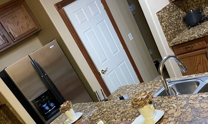 Laveen Village Bed & Breakfast | Classy’s bedroom suites love & fun
