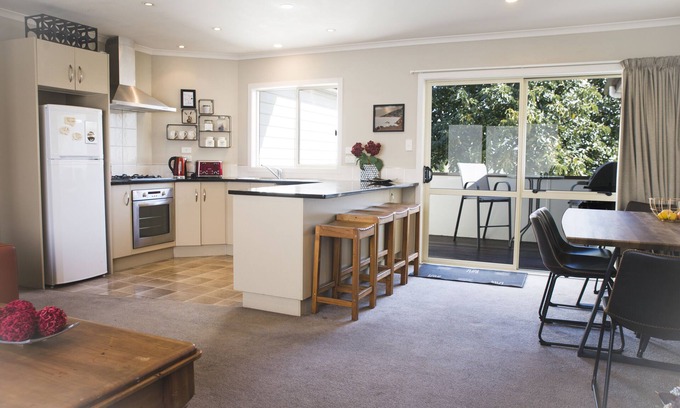 Claudelands House | Claudelands Townhouse with parking close to Event Centre