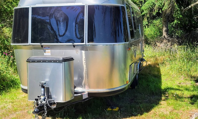 Freeland House | Clean Airstream Steps from Popular Whidbey Beach