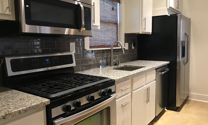 Bay St Louis House | Clean & Charming Backyard Cottage 2 Blocks From The Beach!