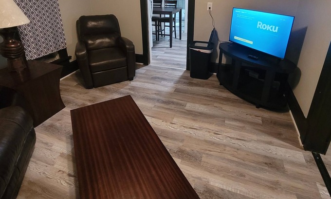 Two Rivers Apartment | Clean & Comfortable - Lincoln St Upper Apt - Walk to the Beach and Downtown!