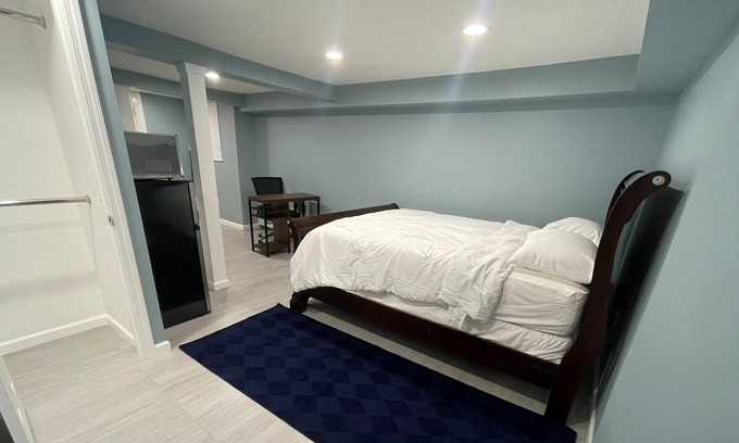 Hempstead House | Clean & Confidential Suite with Private Entrance