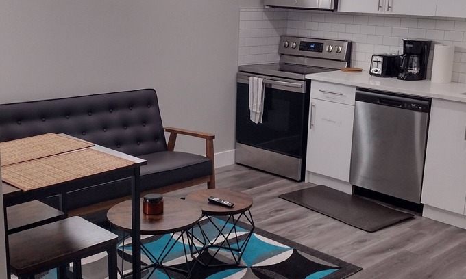 Northeast Edmonton House | Clean Cozy 1 Bedroom charming legal basement suite in a peaceful Environment