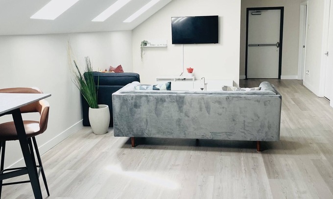 Providence Apartment | Clean Eastside Apartment minutes from Downtown!