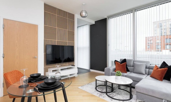 Central Milton Keynes Apartment | Clean|Modern|1 Bed|Free Parking