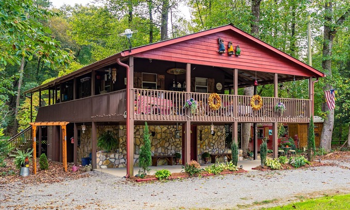 Ellijay Cabin | Clear Creek Family Retreat