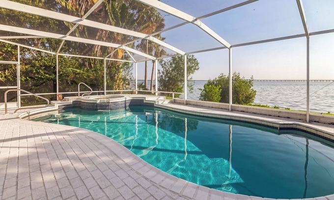 Clearwater House | Clearwater Sunrise Waterfront House w Heated Pool
