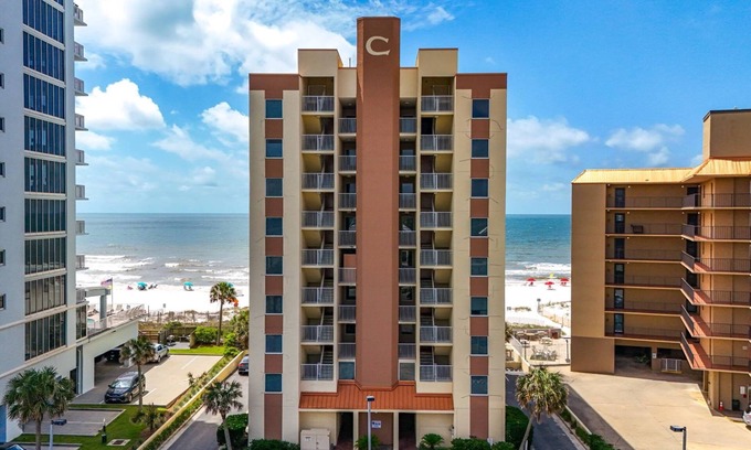 Gulf Shores Condo | Clearwater unit 4C NEW RENTAL & DIRECT BEACHFRONT in GULF SHORES