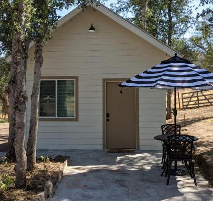 Dunlap House | Clingan's Junction Cottage #4