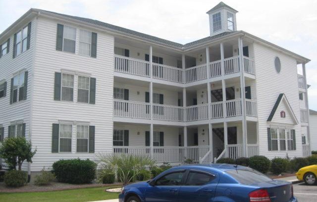 Colonial Charters Apartment | Clonial Charters 1B Condo
