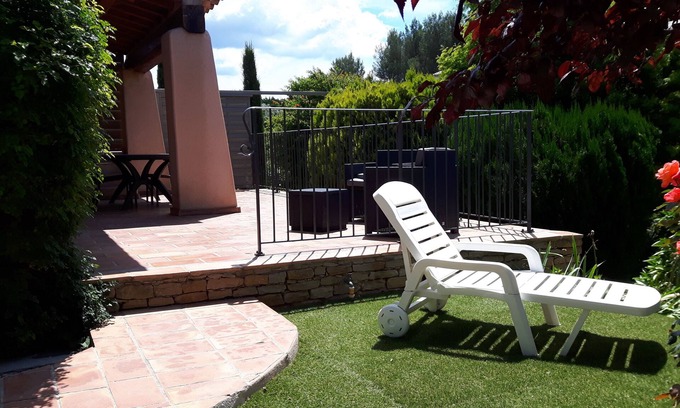 Ollioules House | CLOS DE JOCE. Charming house between Sanary and Ollioules