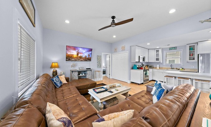 Ship Bottom Apartment | Close to Beach & Bay , 3-BR, 2- Bath, Sleeps 8, Private yard, Outdoor Shower
