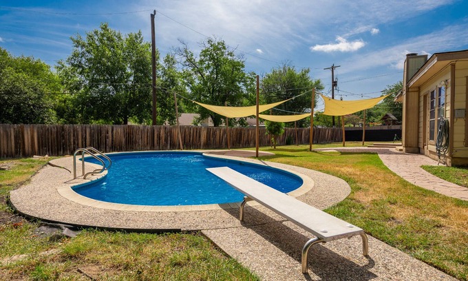 North San Antonio - SAT House | Close to Everything, PoolnHouse.